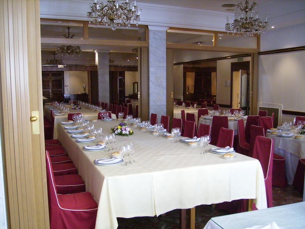 Hotel Roma Valladolid Exterior photo