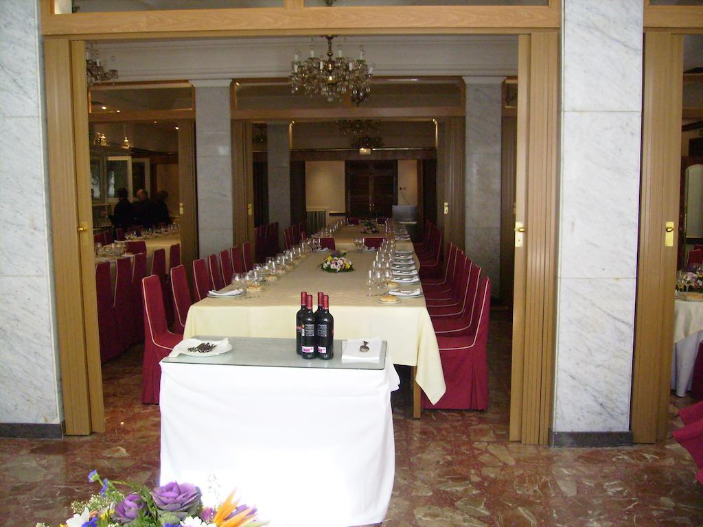 Hotel Roma Valladolid Exterior photo